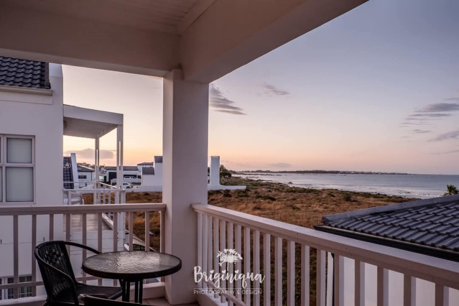 3 Bedroom Property for Sale in Sandy Point Beach Estate Western Cape